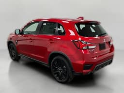 Mitsubishi Outlander Sport LE 2.0 AWC 2026 — side view