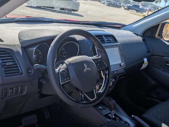 Mitsubishi Outlander Sport Railliart 2.0 AWC 2026 — side view