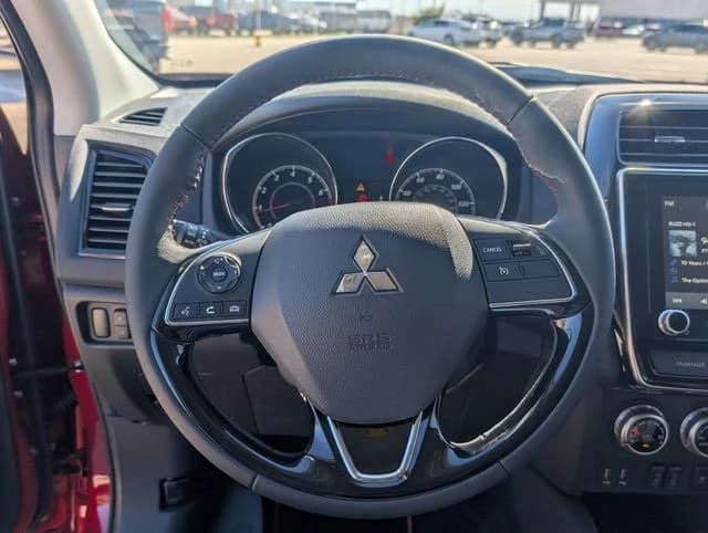 Mitsubishi Outlander Sport Railliart 2.0 AWC 2026 — side view