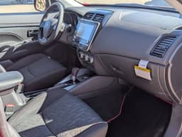Mitsubishi Outlander Sport Railliart 2.0 AWC 2026 — side view
