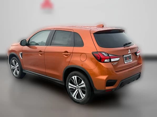 Mitsubishi Outlander Sport SE 2.0 AWC 2026 — side view