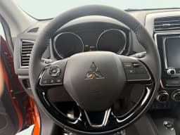Mitsubishi Outlander Sport SE 2.0 AWC 2026 — side view