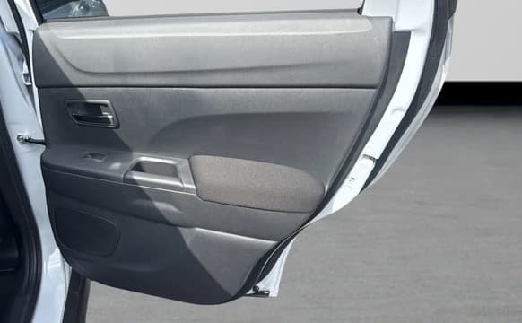 Mitsubishi Outlander Sport Ralliart 2.0 AWC 2026 — side view
