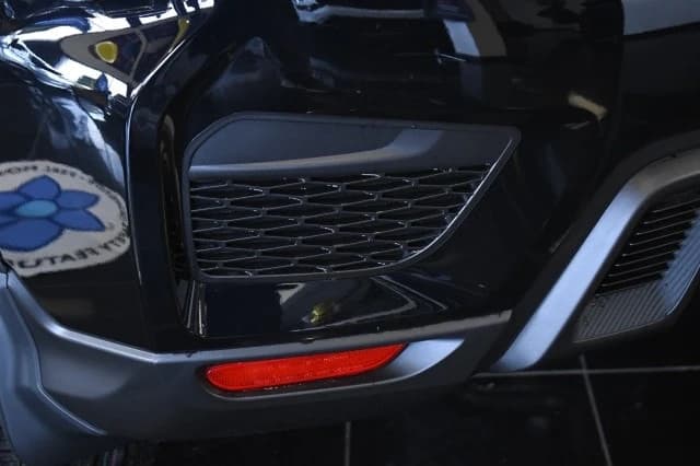 Mitsubishi Outlander Sport ES 2.0 AWC 2027 — side view