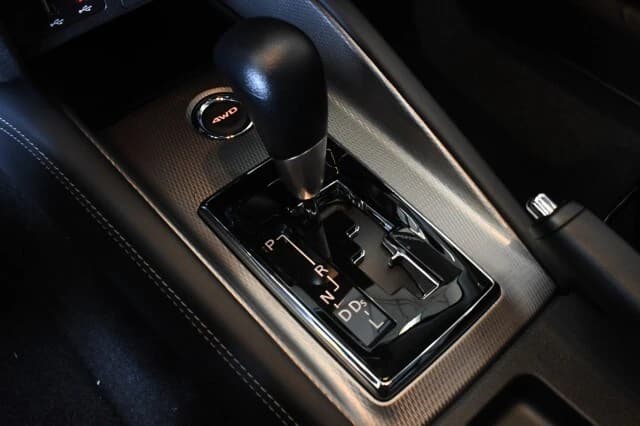 Mitsubishi Outlander Sport ES 2.0 AWC 2027 — side view