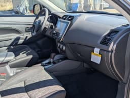 Mitsubishi Outlander Sport Railliart 2.0 AWC 2026 — side view