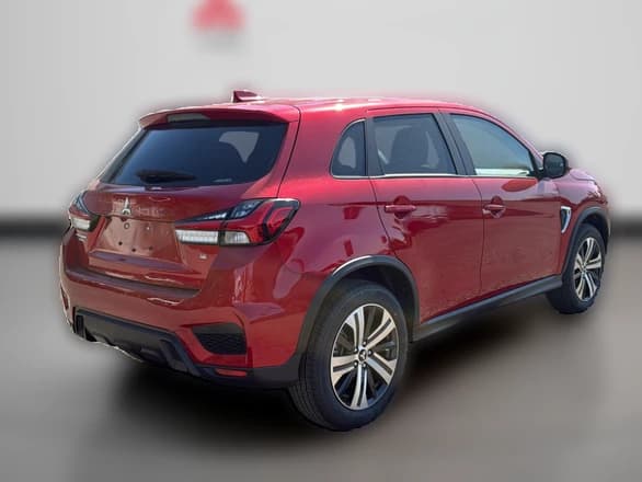 Mitsubishi Outlander Sport SE 2.0 AWC 2026 — side view