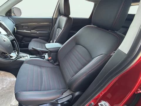 Mitsubishi Outlander Sport SE 2.0 AWC 2026 — side view