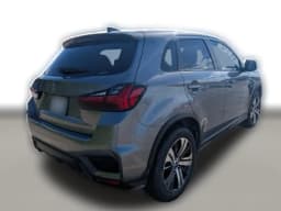 Mitsubishi Outlander Sport ES 2.0 AWC 2027 — side view