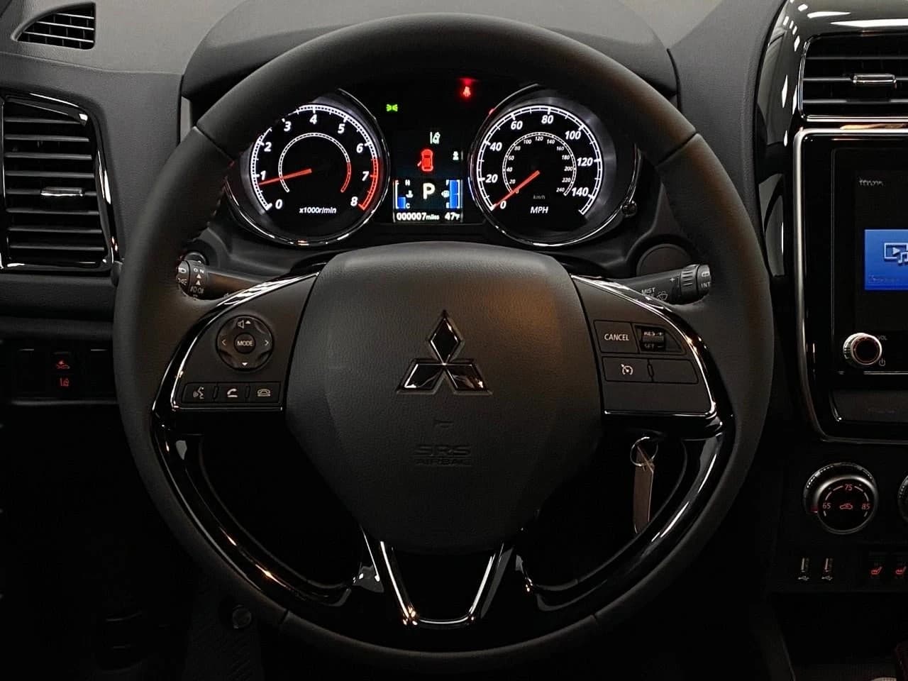 Mitsubishi Outlander Sport Trail Edition 2.0 AWC 2026 — side view