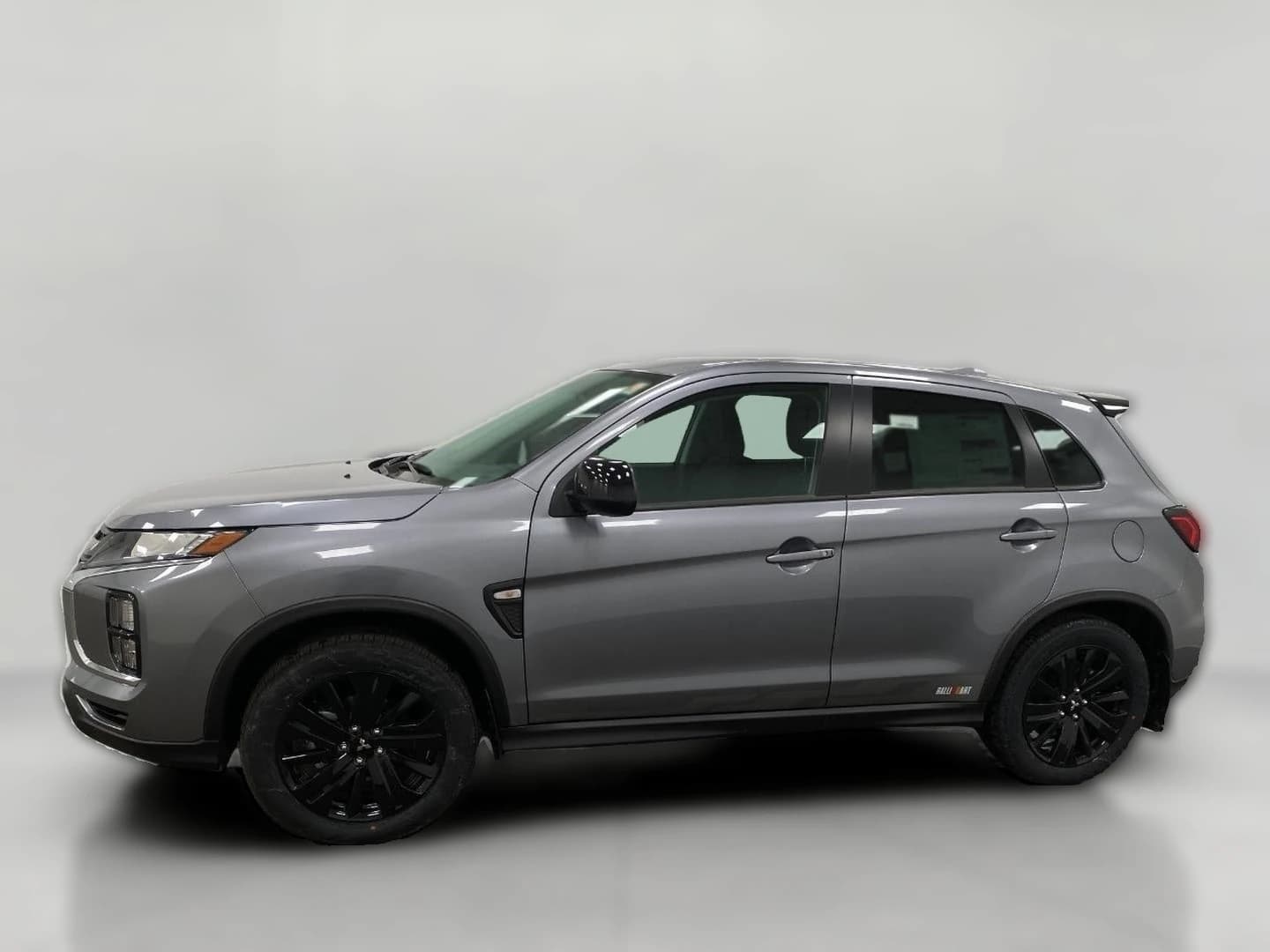 Mitsubishi Outlander Sport S 2.0 AWC 2026 — side view