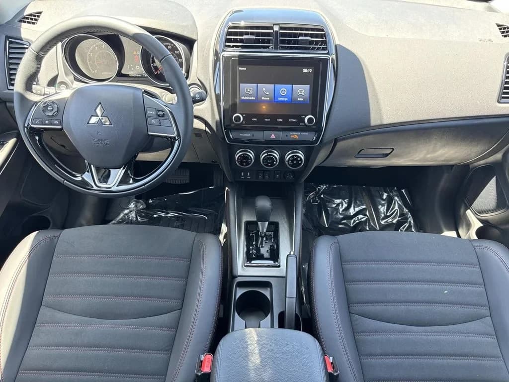 Mitsubishi Outlander Sport SE 2.0 AWC 2026 — side view