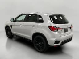 Mitsubishi Outlander Sport LE 2.0 AWC 2026 — side view
