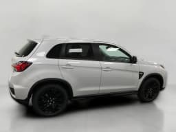 Mitsubishi Outlander Sport LE 2.0 AWC 2026 — side view