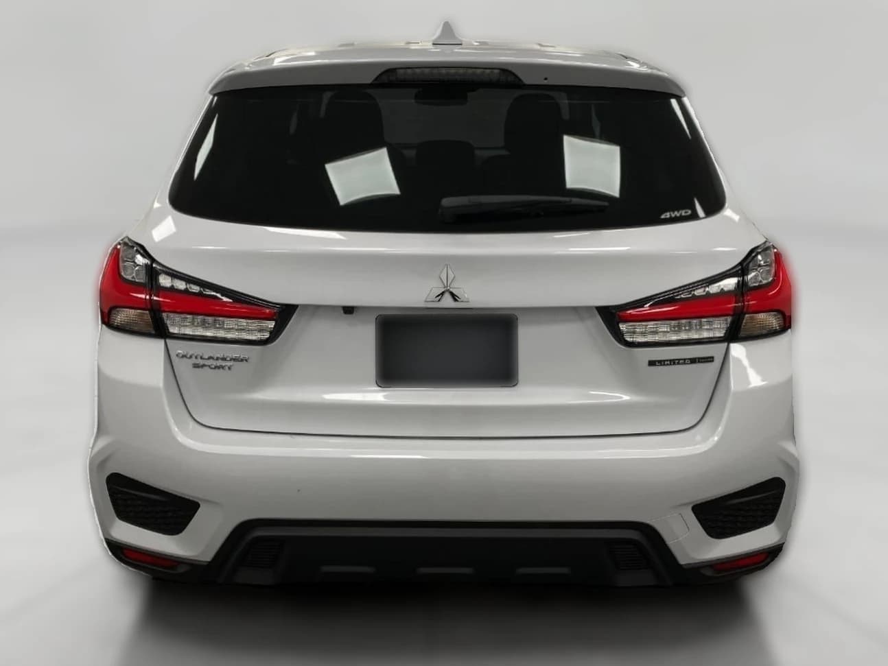 Mitsubishi Outlander Sport LE 2.0 AWC 2026 — side view