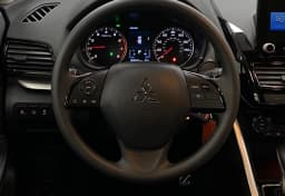 Mitsubishi Eclipse Cross ES S-AWC 2026 — side view