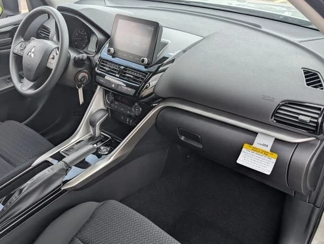 Mitsubishi Eclipse Cross ES S-AWC 2026 — side view
