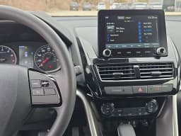 Mitsubishi Eclipse Cross LE S-AWC 2025 — side view
