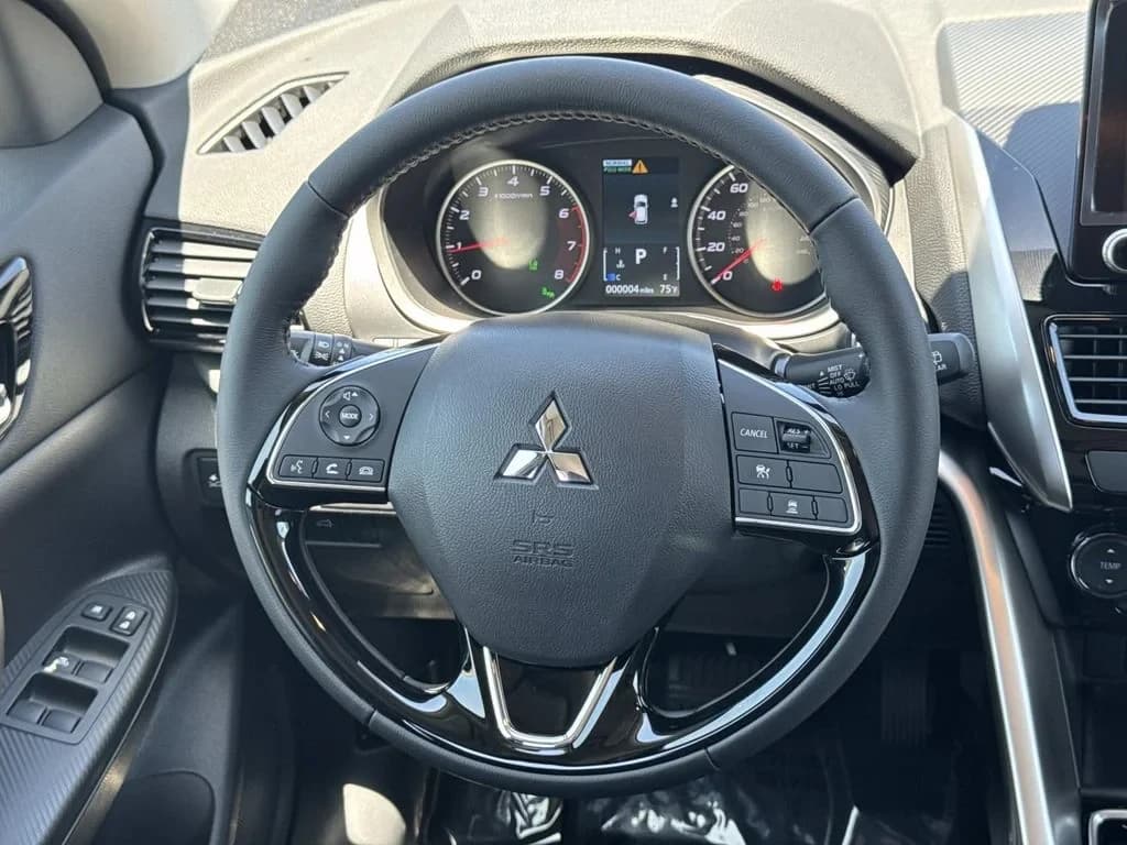Mitsubishi Eclipse Cross SE S-AWC 2026 — side view
