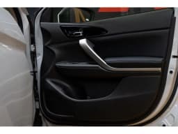 Mitsubishi Eclipse Cross SE S-AWC 2026 — side view