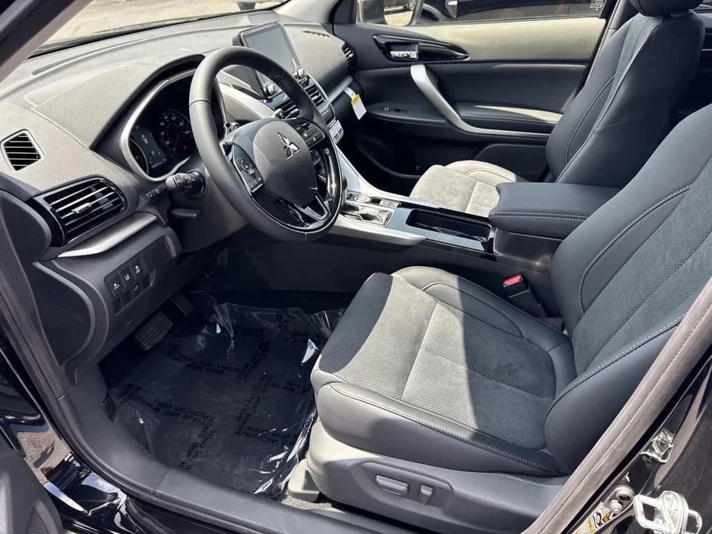Mitsubishi Eclipse Cross SE S-AWC 2026 — side view