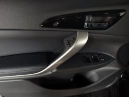 Mitsubishi Eclipse Cross Black Edition S-AWC 2026 — side view