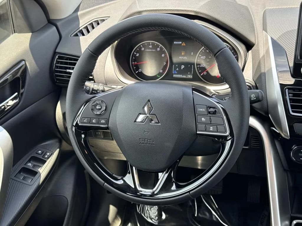 Mitsubishi Eclipse Cross SE S-AWC 2026 — side view