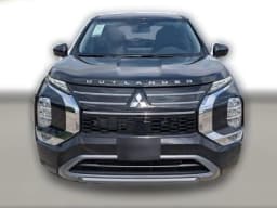 Mitsubishi Outlander SE FWD 2026 — side view