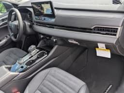 Mitsubishi Outlander SE FWD 2026 — side view