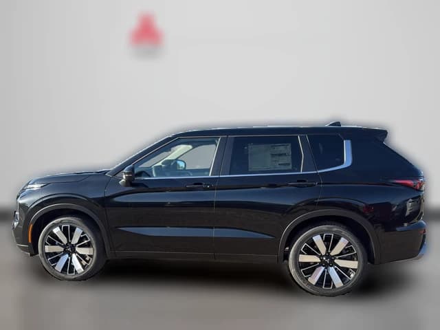 Mitsubishi Outlander SE FWD 2026 — side view