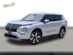 Mitsubishi Outlander SE FWD 2026 — side view