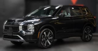 Mitsubishi Outlander SE FWD