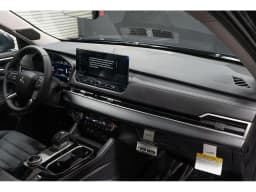 Mitsubishi Outlander SE FWD 2026 — side view