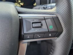 Mitsubishi Outlander SE FWD 2026 — side view