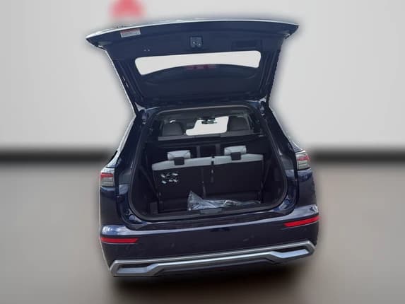 Mitsubishi Outlander SE FWD 2026 — side view