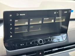 Mitsubishi Outlander SE FWD 2026 — side view