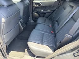 Mitsubishi Outlander Black Edition FWD 2026 — side view