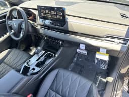 Mitsubishi Outlander Black Edition FWD 2026 — side view