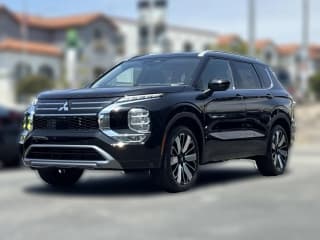 Mitsubishi Outlander SEL FWD