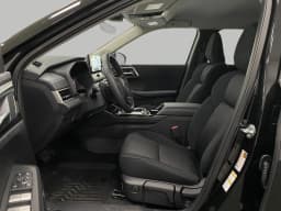 Mitsubishi Outlander ES S-AWC 2026 — side view