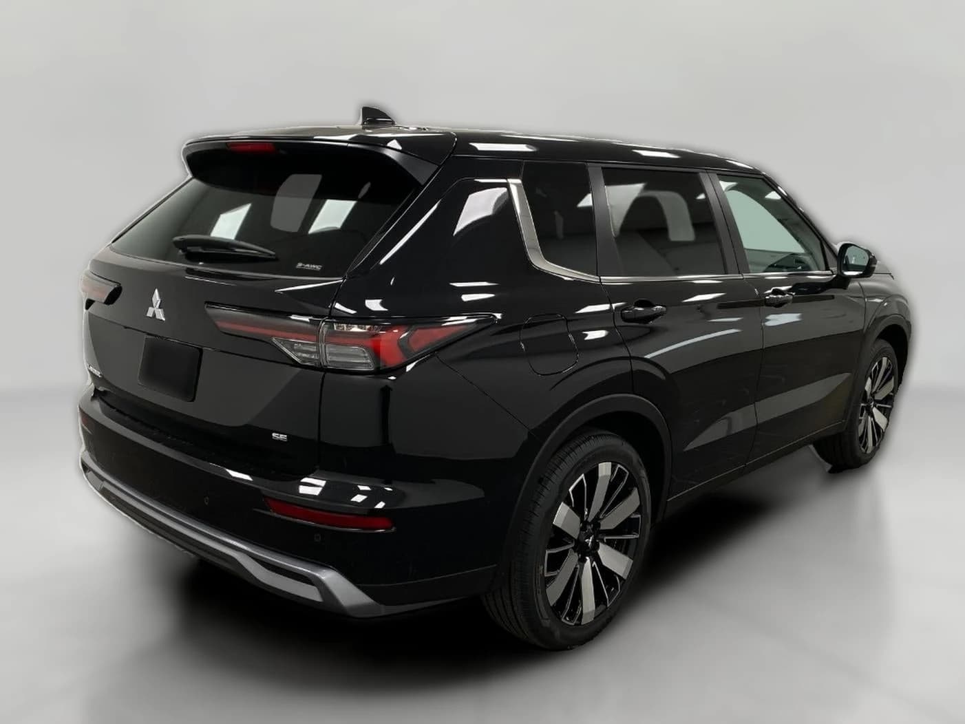 Mitsubishi Outlander SE S-AWC 2026 — side view