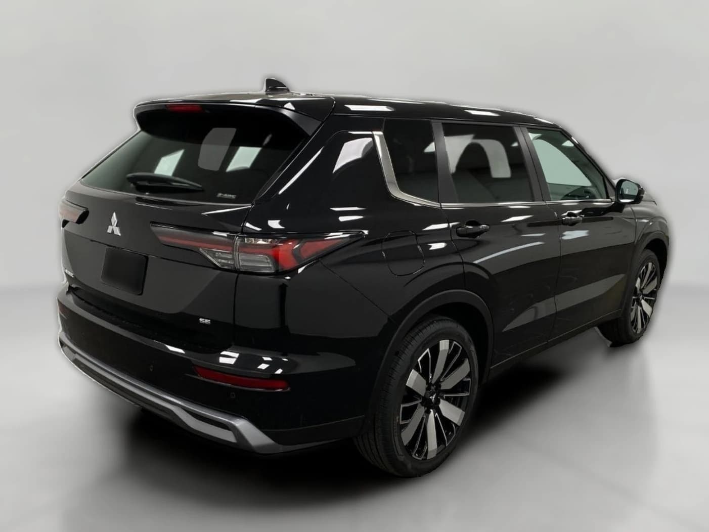Mitsubishi Outlander SE S-AWC 2026 — side view