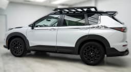Mitsubishi Outlander Trail Edition S-AWC 2026 — side view