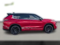Mitsubishi Outlander SE S-AWC 2026 — side view