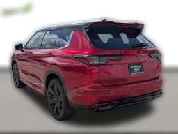Mitsubishi Outlander SE S-AWC 2026 — side view