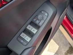 Mitsubishi Outlander SE S-AWC 2026 — side view