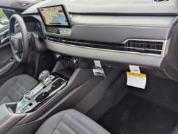 Mitsubishi Outlander SE S-AWC 2026 — side view