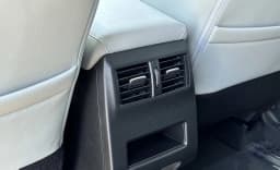 Mitsubishi Outlander SE S-AWC 2026 — side view