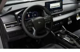 Mitsubishi Outlander SE S-AWC 2026 — side view