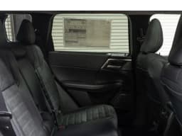 Mitsubishi Outlander SE S-AWC 2026 — side view